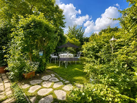 maison semi individuelle située dans un secteur calme de tet
