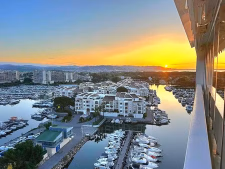 mandelieu marina etage eleve vue marina et mer