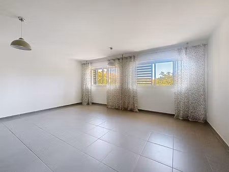 appartement t2 en résidence sécurisée
