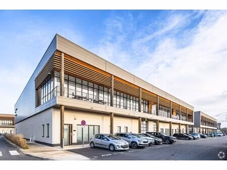 location local d’activités collégien 77090 290m² à 1040m²