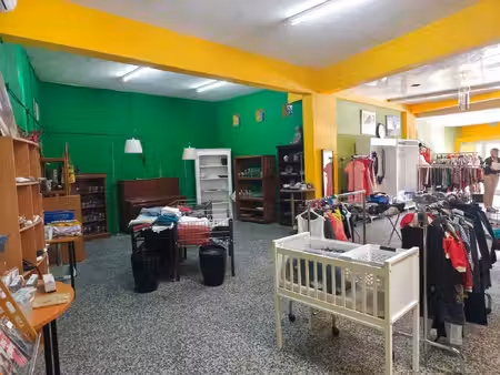 local commercial centre-ville saint-benoit 143m2