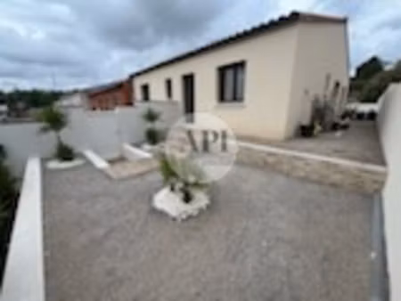 nezignan l'eveque  villa neuve  3 chambres  jardin