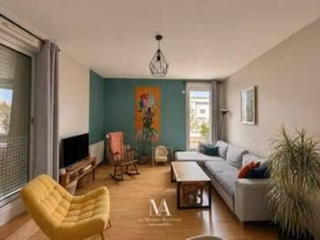 location appartement 3 pièces à angers (49000) : à louer 3 pièces / 68m² angers