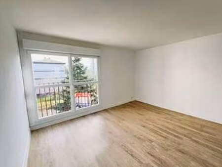 location appartement 3 pièces colocation à angers (49000) : à louer 3 pièces colocation / 