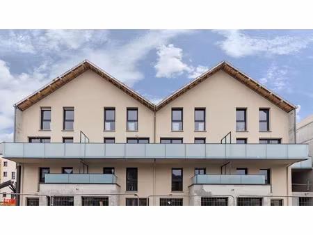 location appartement 4 pièces 83 m² à maromme (76150)  864 €