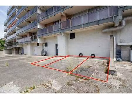lot de 3 emplacements de parking