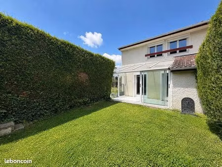 maison 5 pièces 98 m²