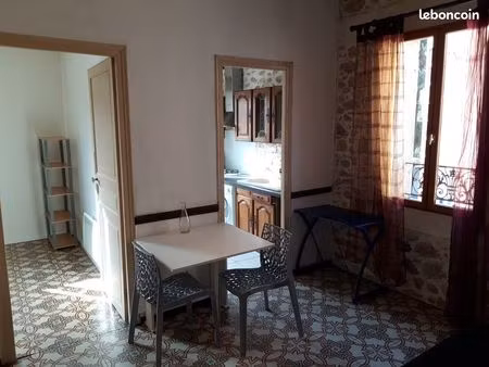 appartement t2 meublé à l'année