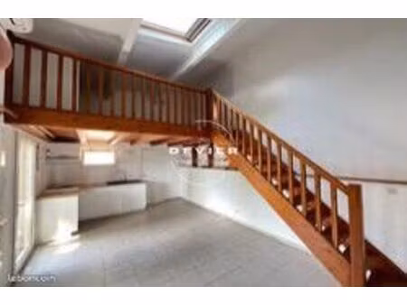 studio 1 pièce 28 m²