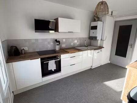 appartement t3 meublé de 72 m² à louer – beaumont (63110)