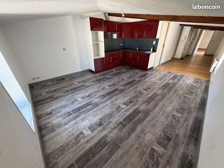 appartement 3 pièces de 58 m² avec future climatisation   libre de suite
