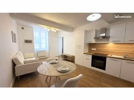 t2 meublé 34 m² – hyper-centre  gare à 1 min – impasse au calme