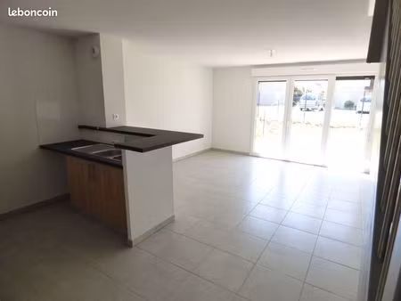 villa 4 pièces 85 m²