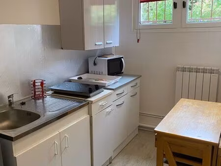 petit studio meublé