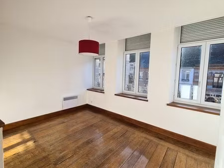 location - appartement - solre le chateau