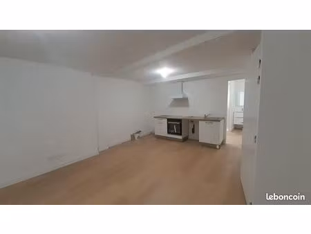 appartement t2 récent dans le quartier de la cathédrale
