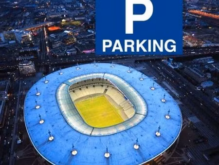 place de parking p3 au stade de france le 17 juillet