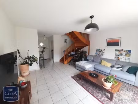 maison 3 pièces 69 m²