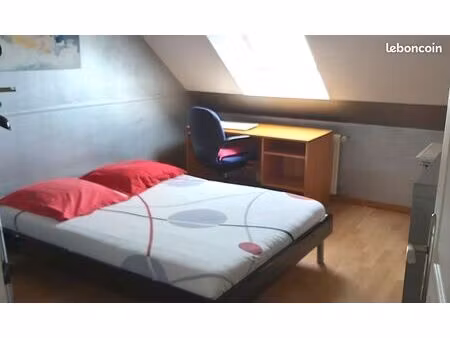 chambre meublée sud de laval