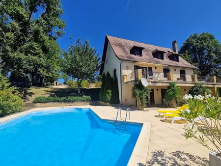 vente maison 6 pièces 134 m² à saint-cyprien (24220)  395 000 €