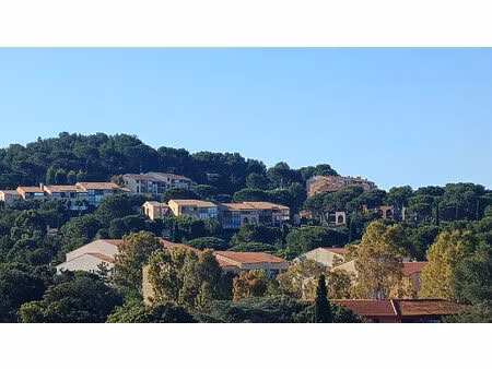 a saint-mandrier-sur-mer (83430) ? quartier pin rolland 3 pièce(s) 42 m2 + vue mer + parki