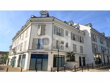 appartement 3 pièces avec parking privatif centre ville vernouillet à vendre