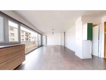 appartement grenoble 2 pièces 40 m2 avec balcon et ascenseur