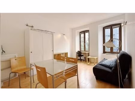 centre - gare - 2 pieces meuble - 34 m²