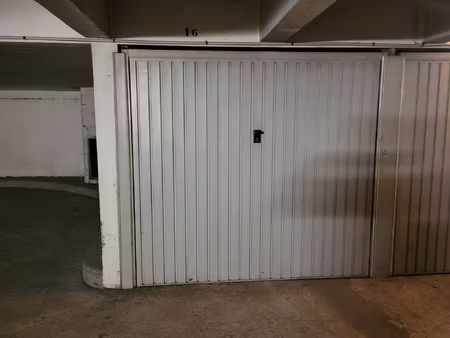 emplacement de parking - paris xvème