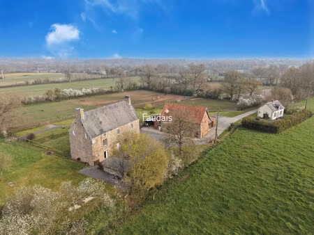 propriété équestre de charme  plus de 3 hectares de prairies