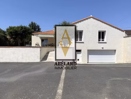 mouzillon  centre-bourg - maison 5 chambres - grand sous-sol