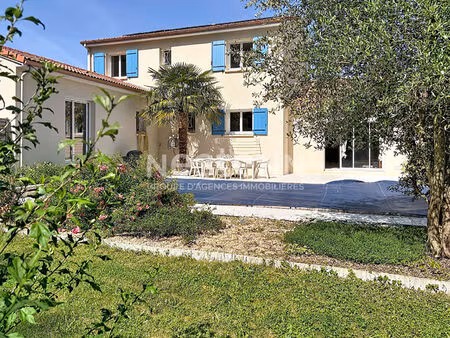 maison familiale 188 m² avec 5 chambres  piscine et garage ? le palais-sur-vienne