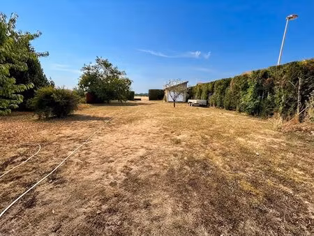 terrain à batir de 669 00m² aux portes de dijon