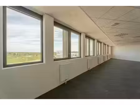 location bureaux épron 14610 93m²