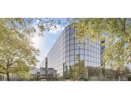 location bureaux 404 m² à 6 805 m²