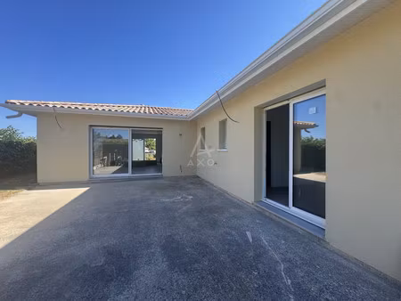 vente maison laruscade  115m² 4 pièces 299 900€ avec garage
