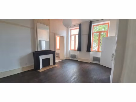 location maison 1 pièce 32 m² à mazères (09270)