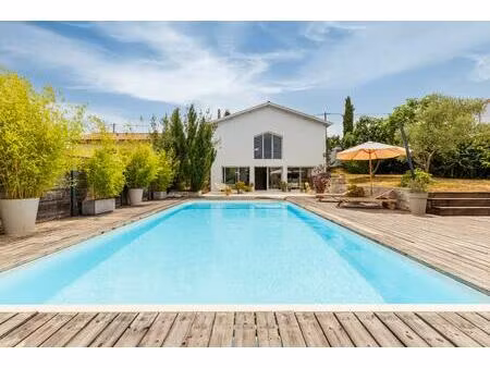 maison réinventée pour une vie dedans-dehors
