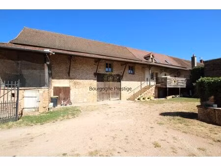 jolie longere en pierre de 162 m² avec dependances sur un terrain de 1375 m²