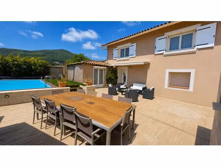 vente villa 6 pièces  168.00m²  cuers