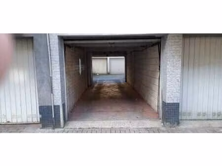 garage à louer