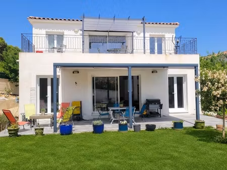 maison 6 pièces - 147 m²