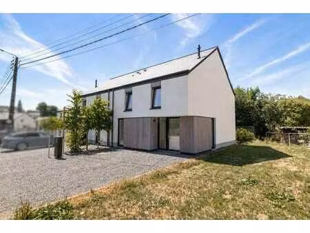 maison neuve sous droits d'enregistrement | 3 ch | peb a