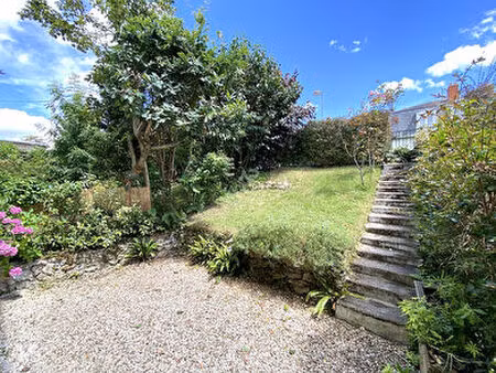 "versailles clagny-glatigny" ? élégante maison de caractère de 105 m² avec jardin  dans un