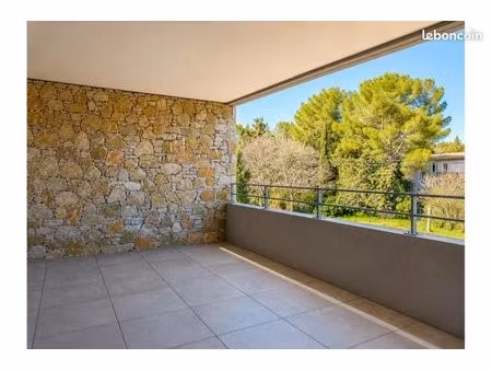 appartement 4 pièces 97 m²