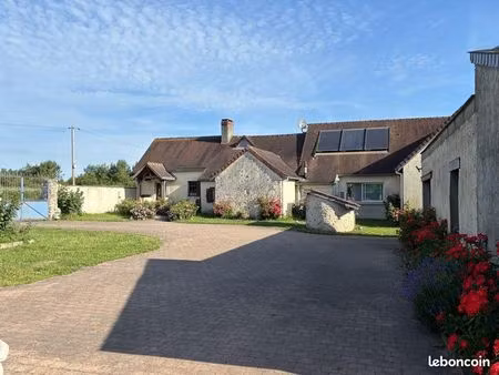 corps de ferme de charme avec piscine intérieure sur 1 2 hectare – 2 chambres