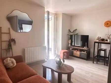 appartement t2 + terrasse + garage à aurillac