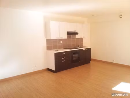 f2 en duplex - 48 m²