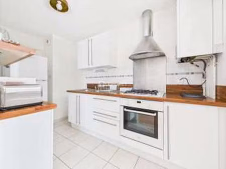 location appartement 2 pièces meublé à quimper (29000) : à louer 2 pièces meublé / 48m² qu