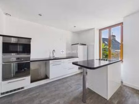 location appartement 3 pièces à quimperlé (29300) : à louer 3 pièces / 48m² quimperlé